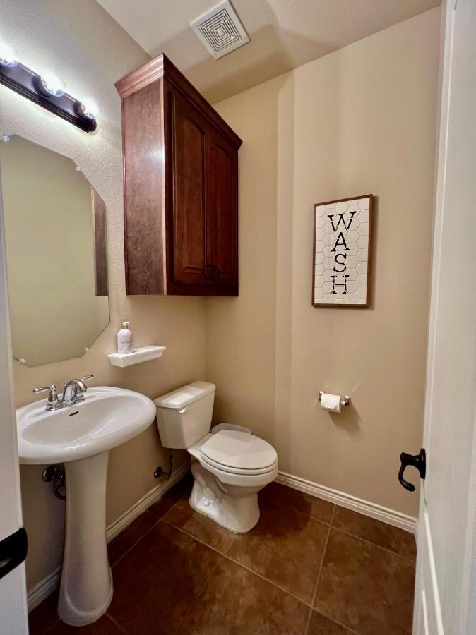 Luxury Legacy West Townhouse Villa พลาโน ภายนอก รูปภาพ